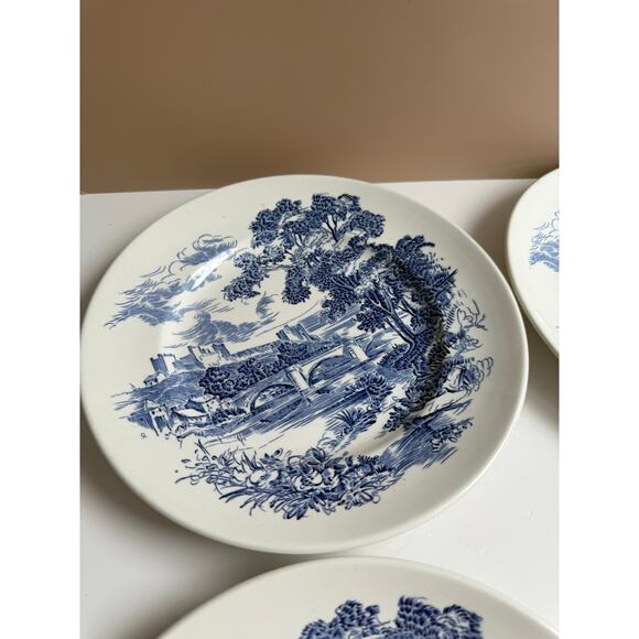 Vintage Wedgwood Dinner Plates Set of 4 Blue Transferware "Countryside" Pattern - Picture 3 of 10